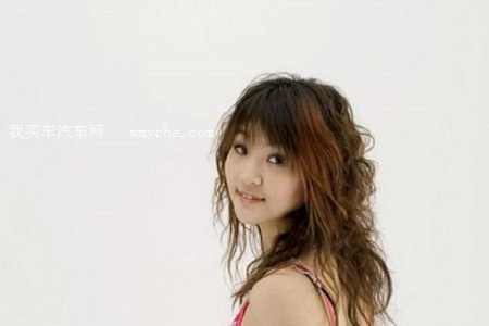 脸蛋身材皆迷人